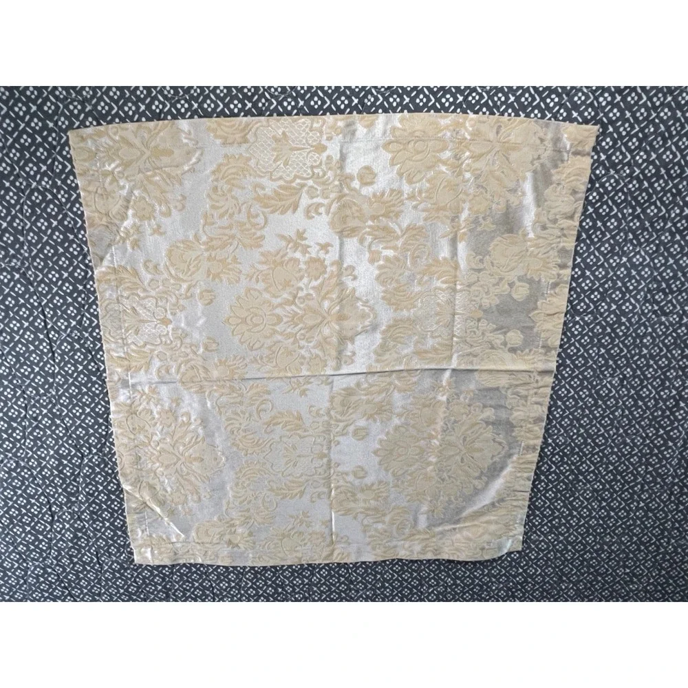 Waterford Linens Damask Dinner Napkins Set of 12 Gold Floral Jacquard 20x20